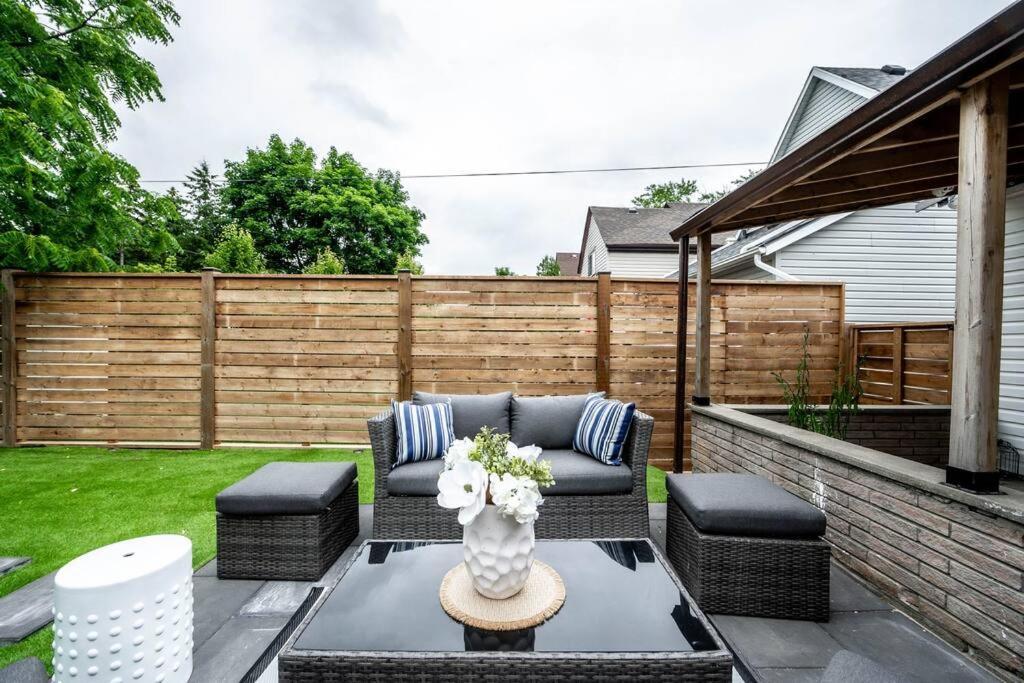 Luxury Stylish Home, Walk To Falls, Fire Pit&More Niagara Falls Ngoại thất bức ảnh