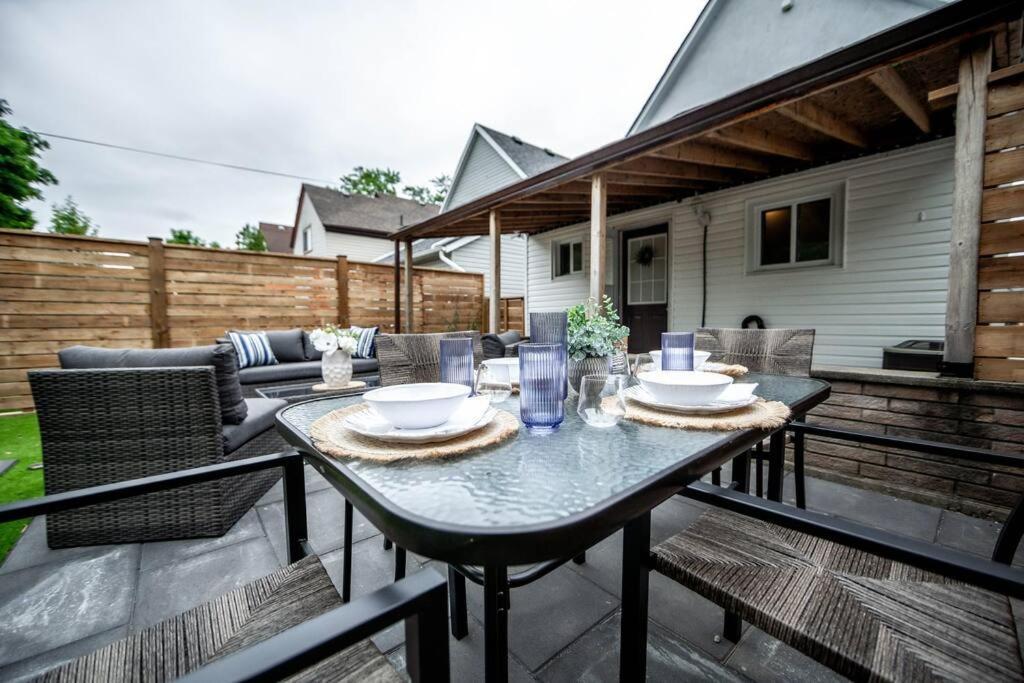 Luxury Stylish Home, Walk To Falls, Fire Pit&More Niagara Falls Ngoại thất bức ảnh