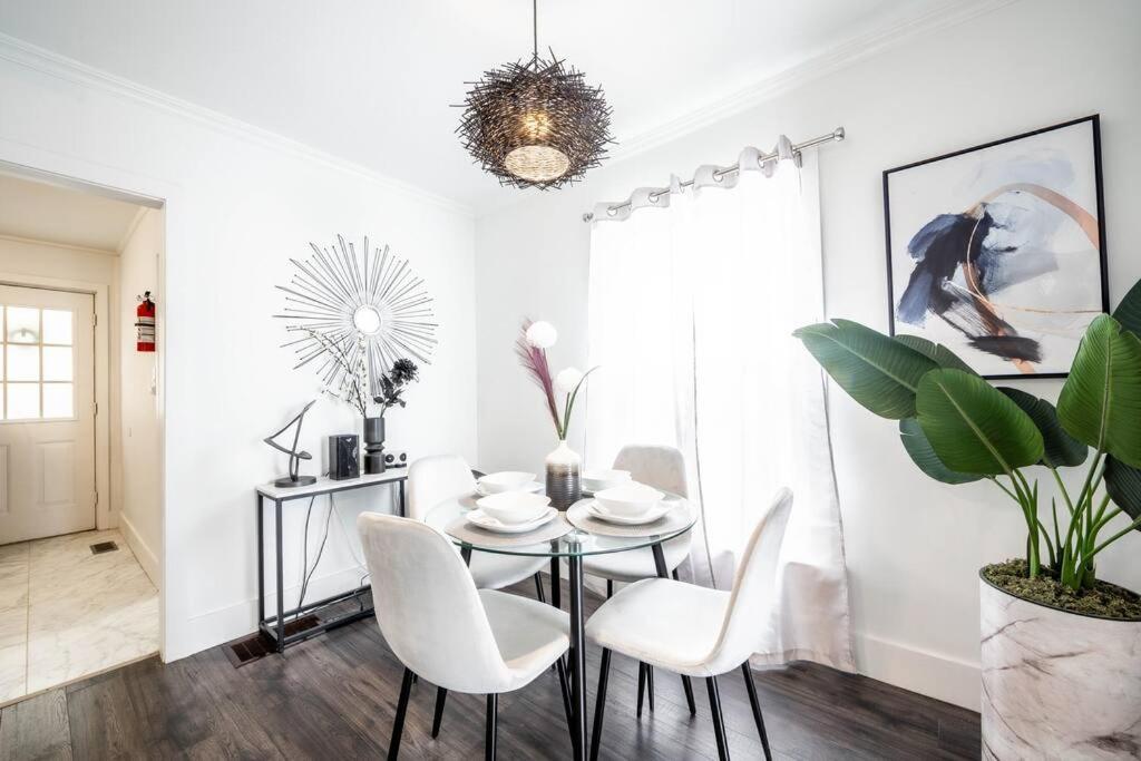 Luxury Stylish Home, Walk To Falls, Fire Pit&More Niagara Falls Ngoại thất bức ảnh