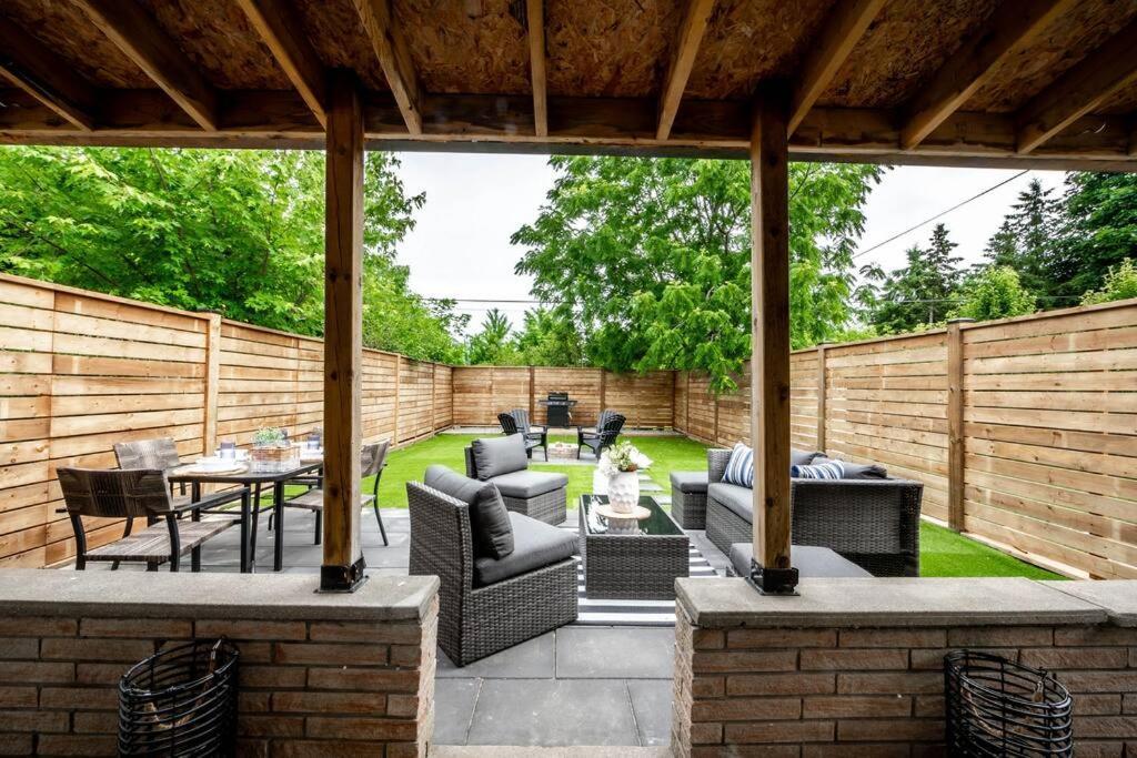 Luxury Stylish Home, Walk To Falls, Fire Pit&More Niagara Falls Ngoại thất bức ảnh